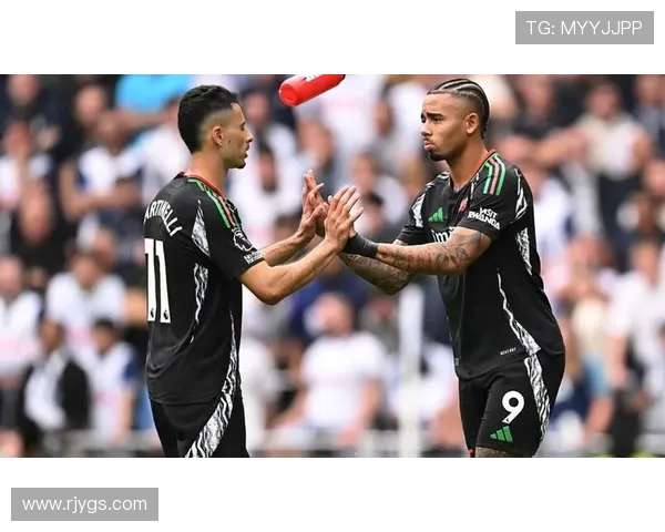 阿森纳热苏斯马丁内利换小蜘蛛 阿森纳热苏斯马丁内利换小蜘蛛